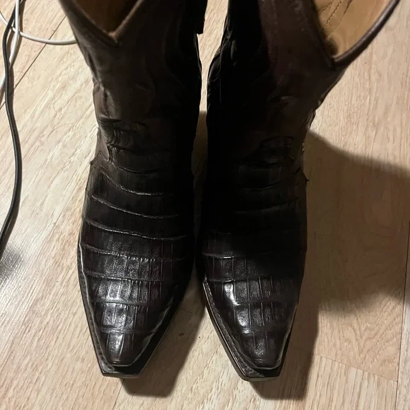 Rujo Anna Chocolate Cayman Tail Boots - Picture 5 of 5